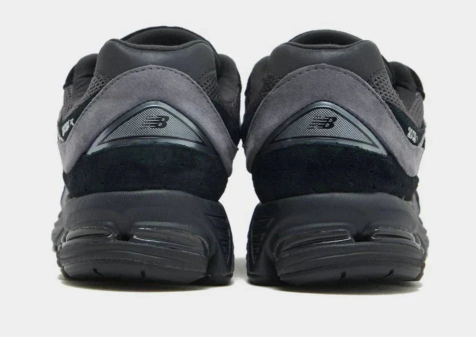 New Balance 2002R - kleostreetwear