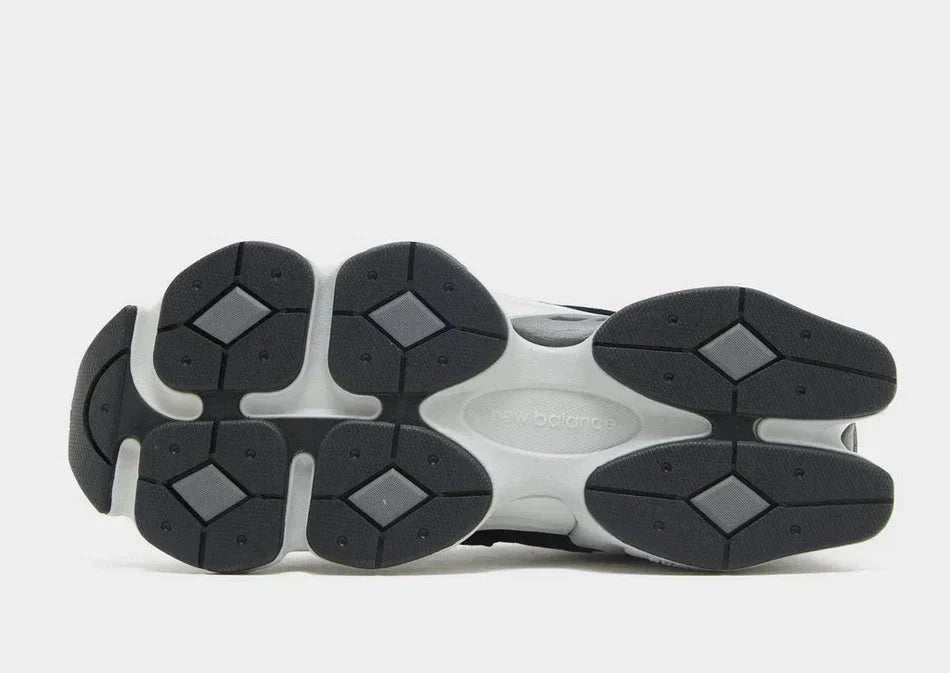 New Balance 9060 - kleostreetwear
