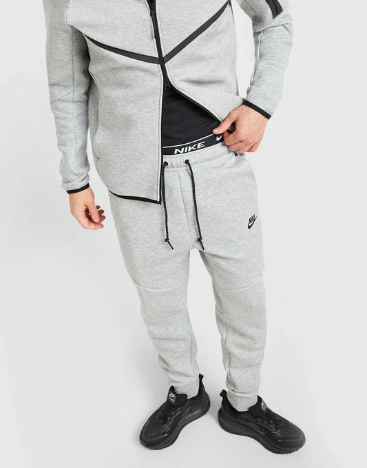 Nike Pantalon de jogging Tech Fleece Homme - kleostreetwear