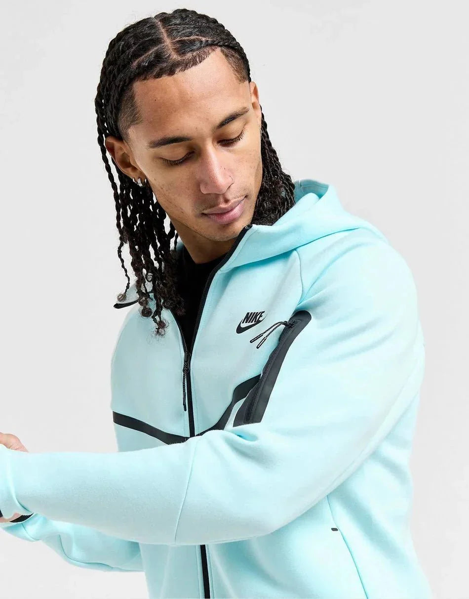 Nike Sweat à capuche Tech Fleece Homme - kleostreetwear
