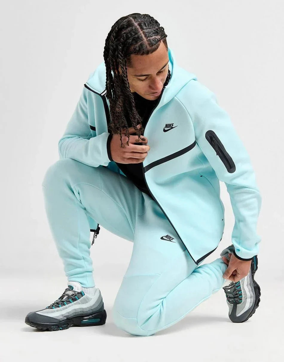 Nike Tech Fleece Joggers - kleostreetwear