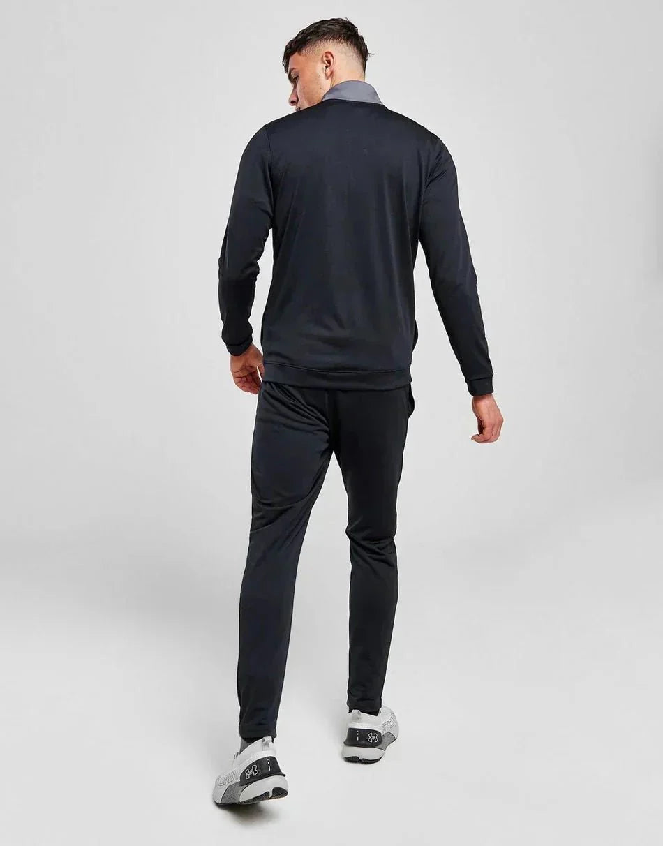Under Armour Ensemble de survêtement Poly - kleostreetwear